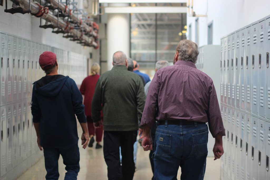 Electronics Alum Visint on 10