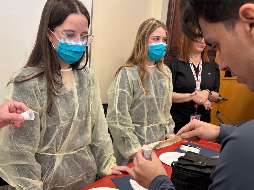 Dental Students Visit BU