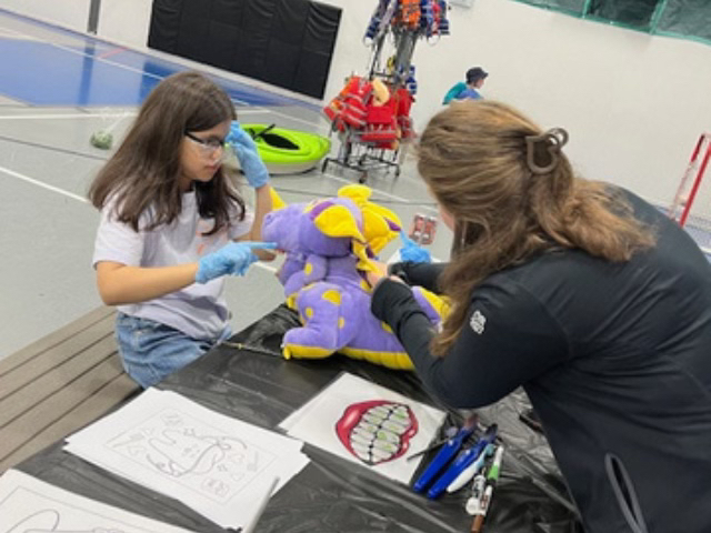 Students Volunteering