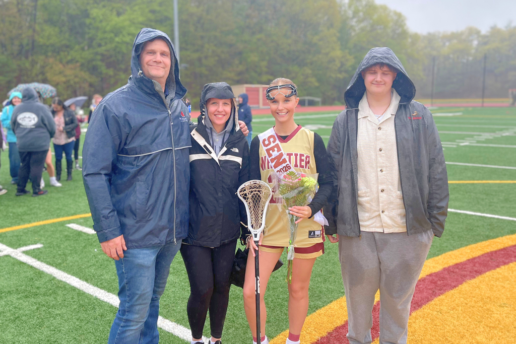 Girls lacrosse Senior Night