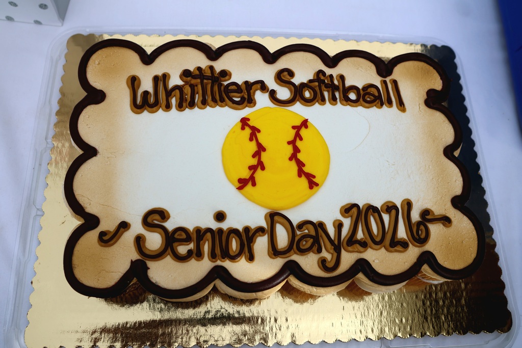 whittier tech senior day cupcake cake