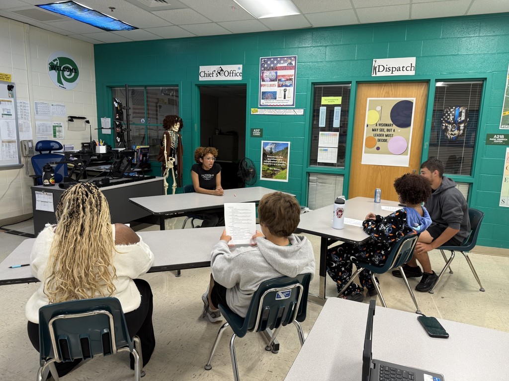 Criminal Justice Students putting skills to the test in the classroom.