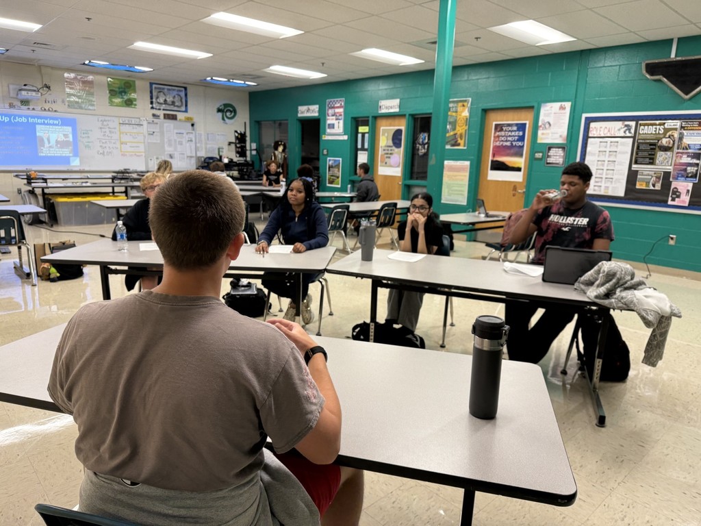 Criminal Justice Students putting skills to the test in the classroom.