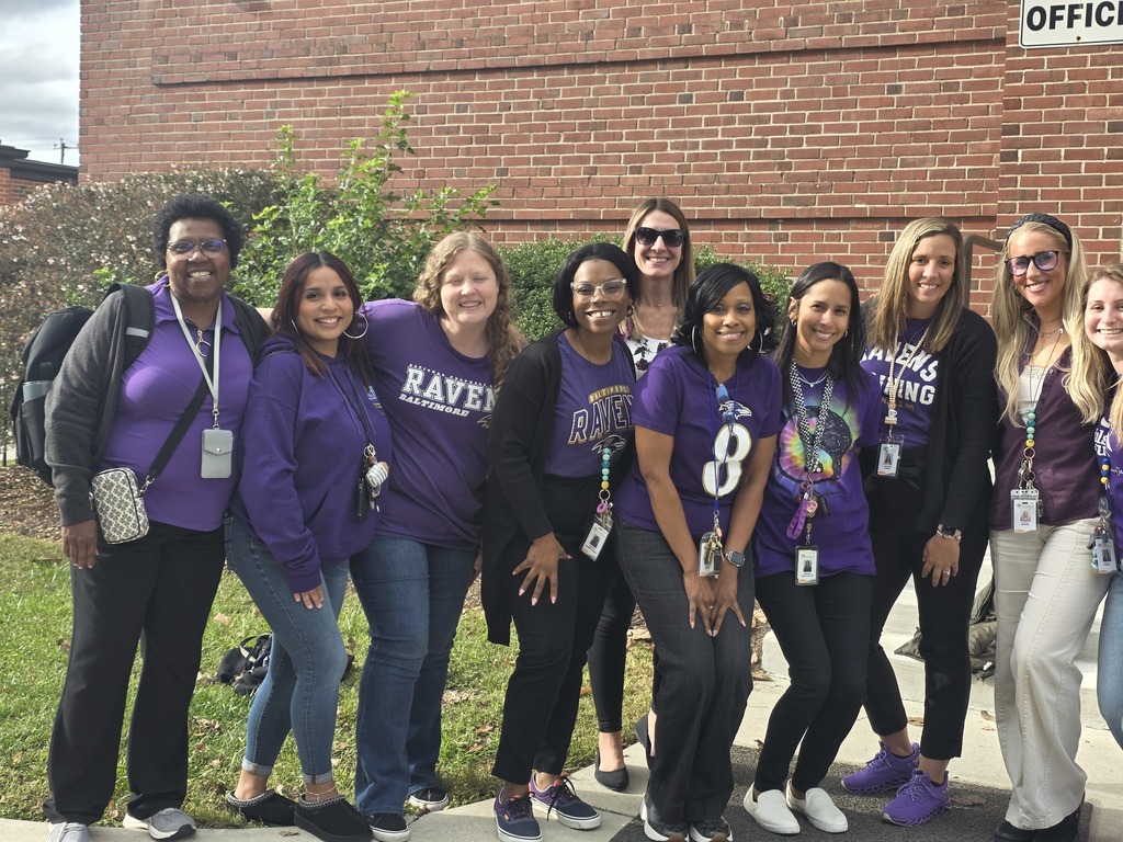 ESS Staff Loves Ms. Wright