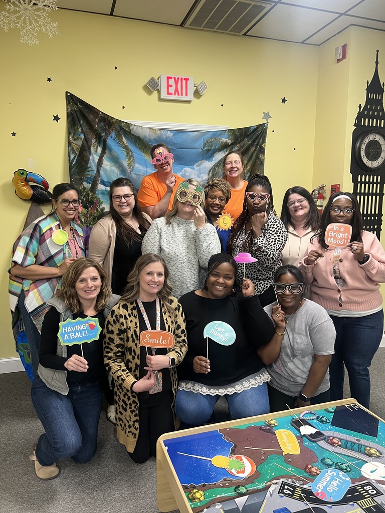 With support from our Local Leads, child care providers gathered Monday night in Jacksonville North Pulaski and Tuesday night in Lonoke County to dive into Leadership on the Rocks with Bethany Rees.   We had a wonderful two evenings filled with meaningful conversation, collaboration, and growth as we continue strengthening leadership for the children and families we serve. 