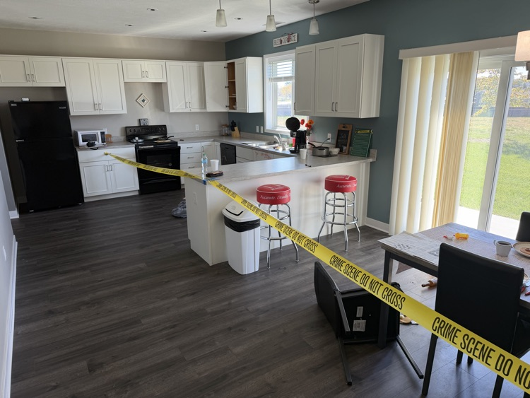 CSI crime house investigation