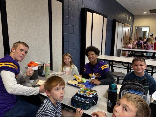 HS students visit WRE