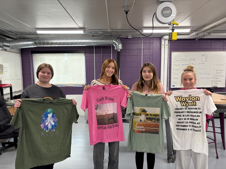 wildcat Products students create concert shirts 