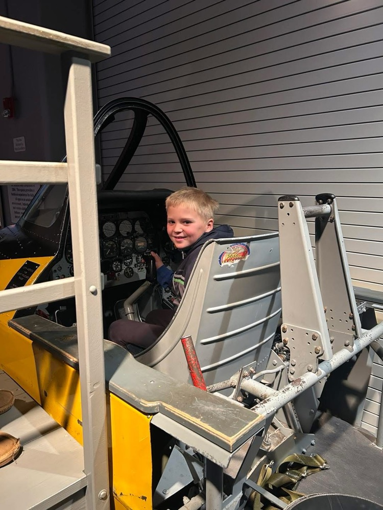 Second grade EAA field trip 