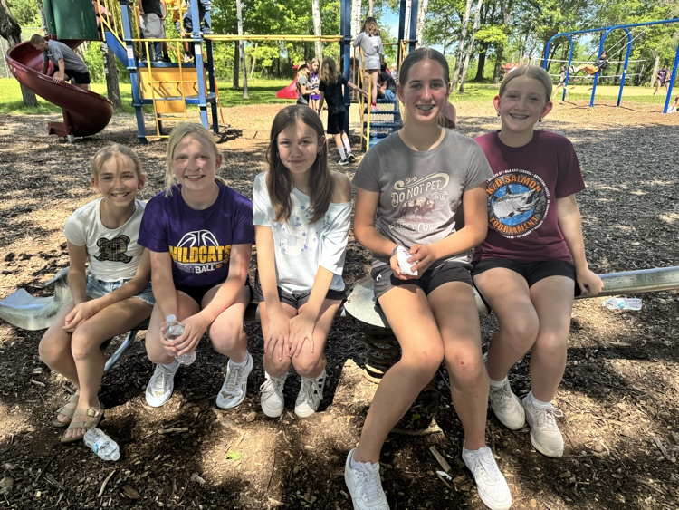 middle schoolers at Roberts Park 