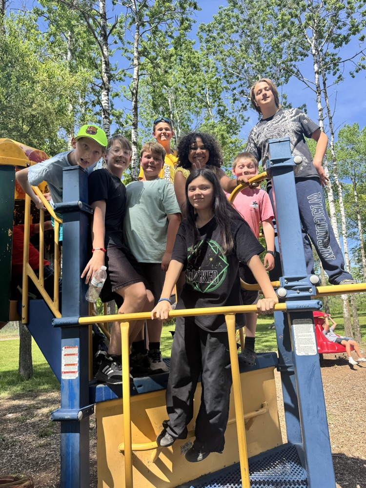 middle schoolers at Roberts Park 