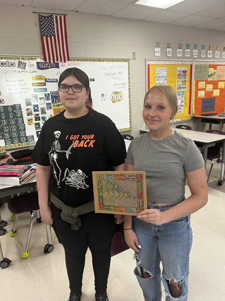 Spanish 1 students create board games