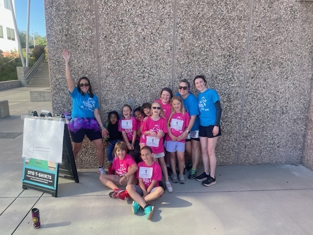Last year's team photo from race day!