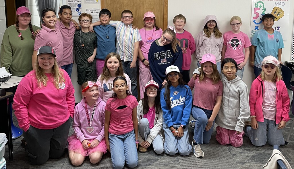 Day 3 of "Pink Out" at school. Next Wednesday will be our last day for dressing up. Let's see what you have been saving up for. 