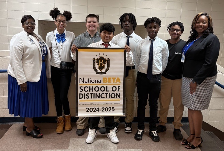 WCMS Beta Club Earns National Beta School of Distinction Recognition