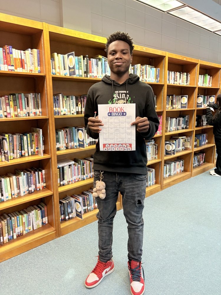 I mastered book bingo! 