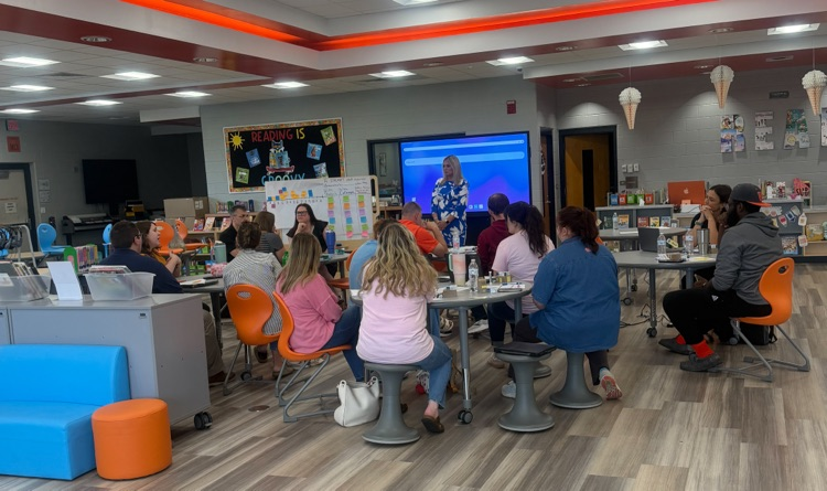We had a wonderful time welcoming our newest educators during the Jacket Equip Academy Kickoff! 
