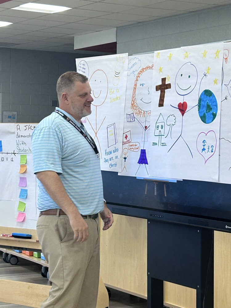 We had a wonderful time welcoming our newest educators during the Jacket Equip Academy Kickoff! 