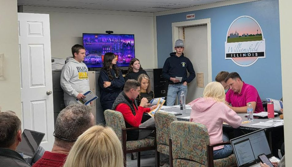 Students Present Plot Results, Express Appreciation to Village