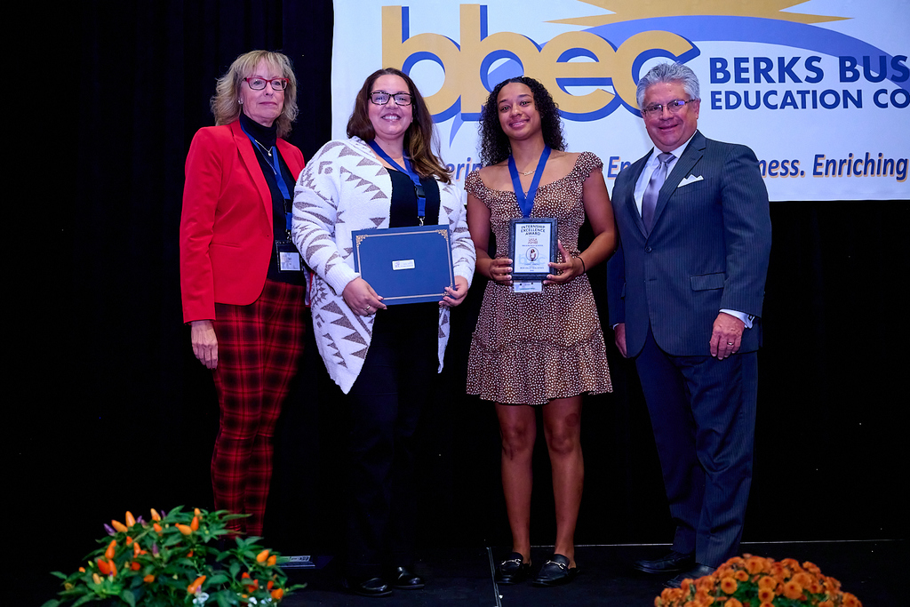 Laila  Jones accepting award