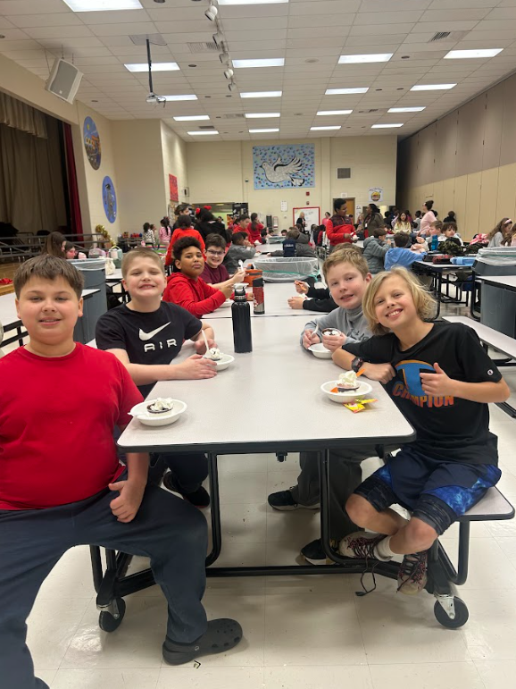 boys eating ioce cream