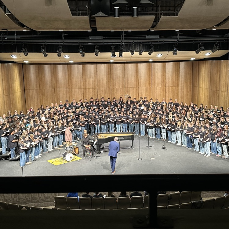 Grades 11/12 Mixed Choir