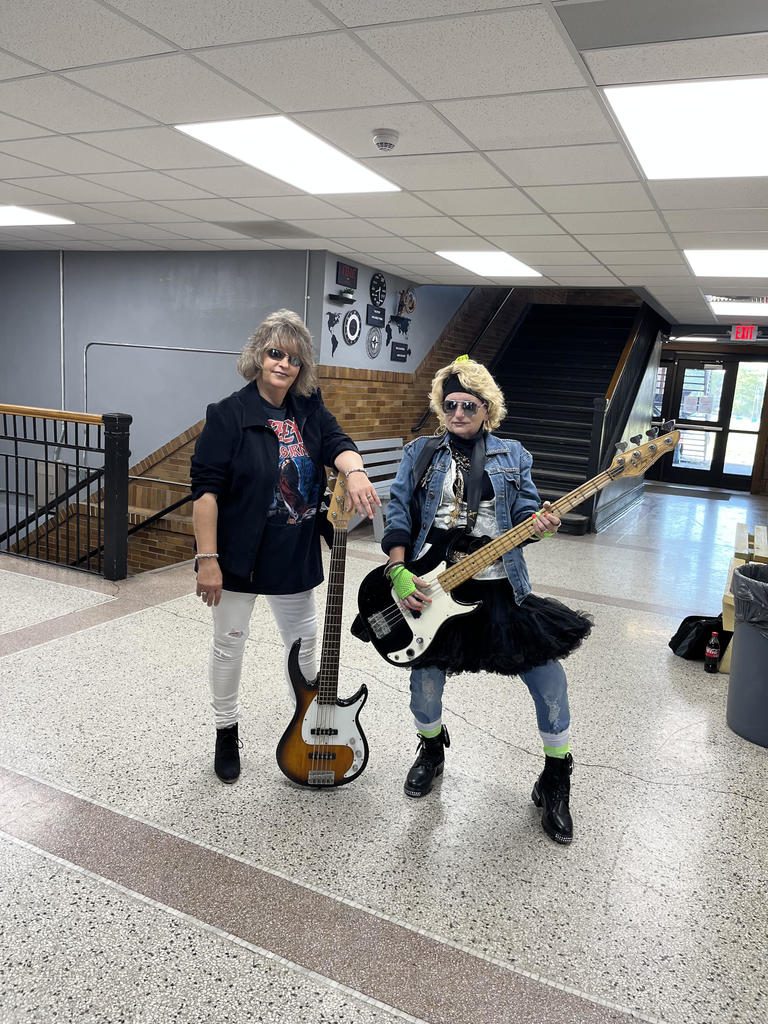 Lisa & Kim - WHS (Homecoming Decades Day)