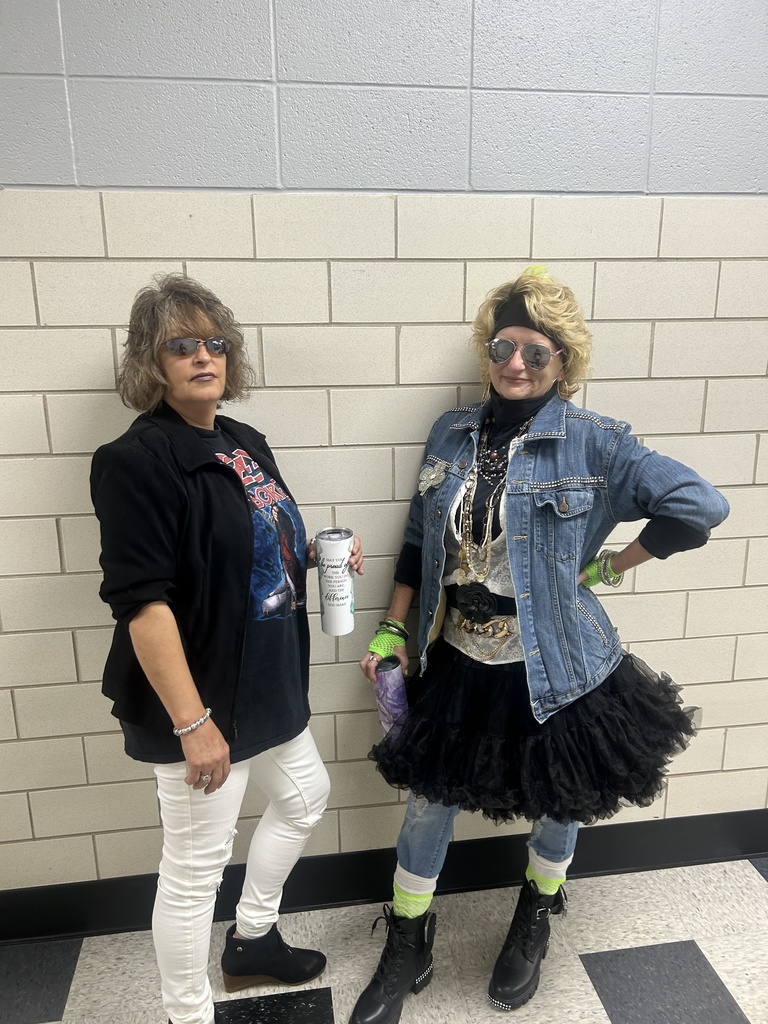 Lisa & Kim - WHS (Homecoming Decades Day)