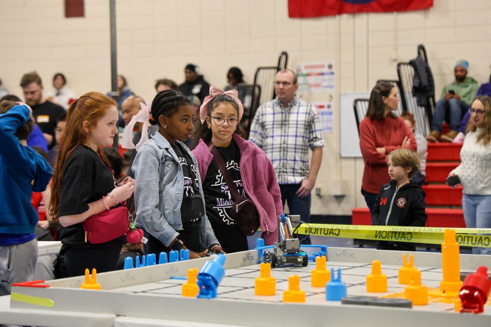 3 girls participate in robotics competition