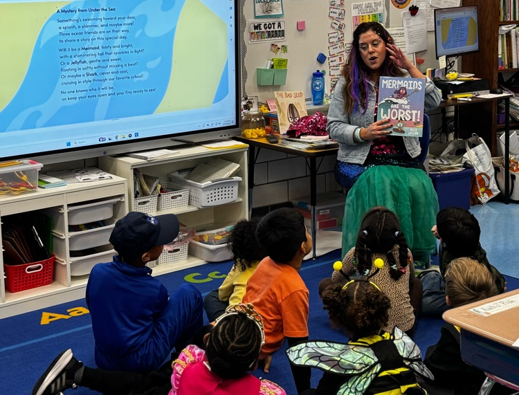 mermaid costume reading