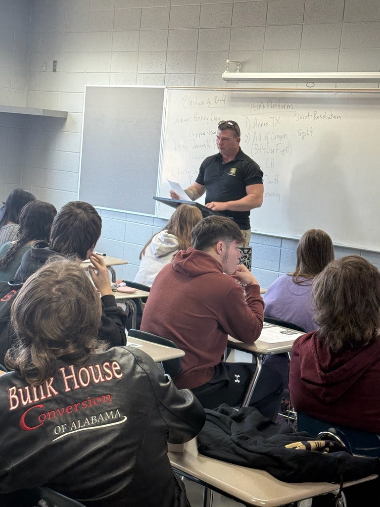 National Guard Visits the seniors at Winfield City High School