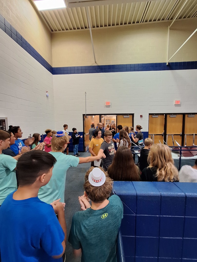 We are having a marvelous time welcoming our 6th graders to the middle school!!
