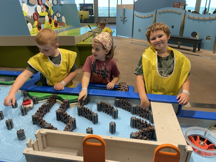 First and Second Grade Field Trip to Gateway to Science and Fire Station No 1 in Bismarck. Lots of hands on learning. Part 1