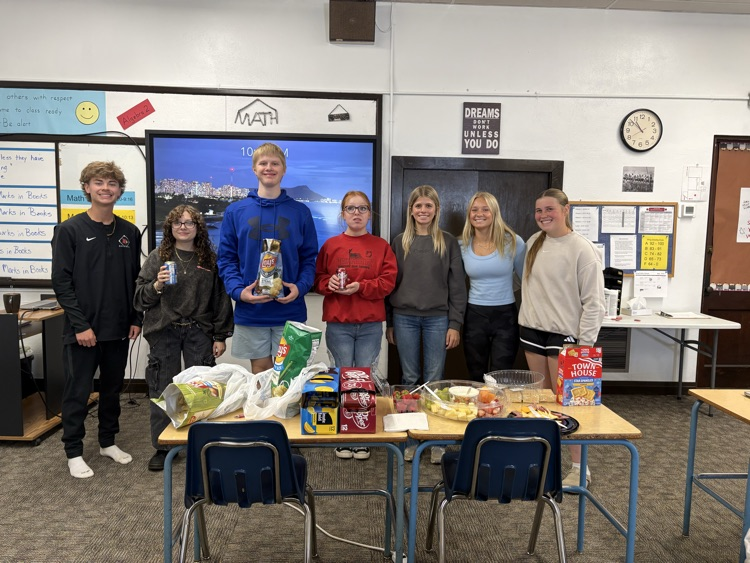 Algebra 2 had a farewell party to Mrs. Reinke’s math room  