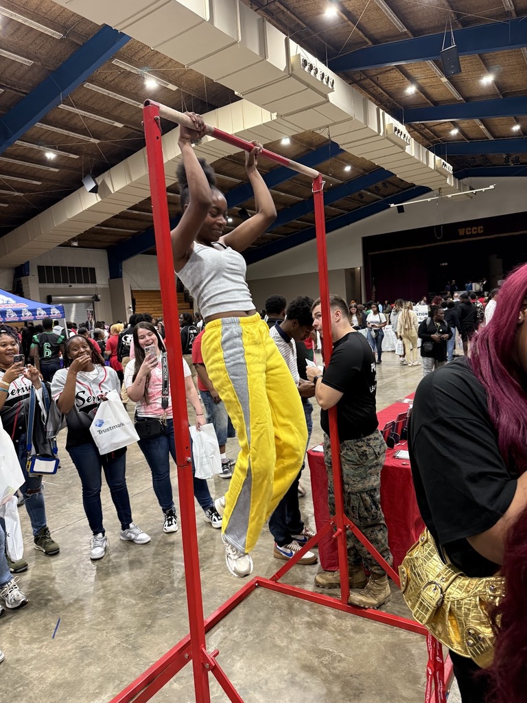 Bennie Thompson College Fair