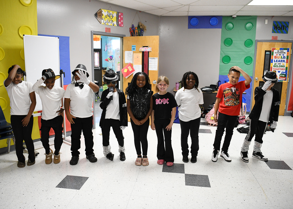 Children dressed up as Michael Jackson