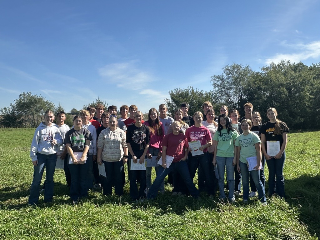 Winside members who competed in the area land judging contest.