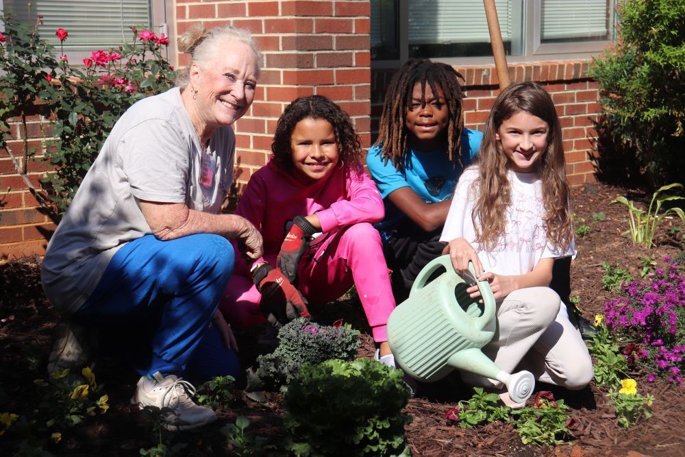 Greta Gray, Nalah Collins, Chris Knox, Charlotte Lawson