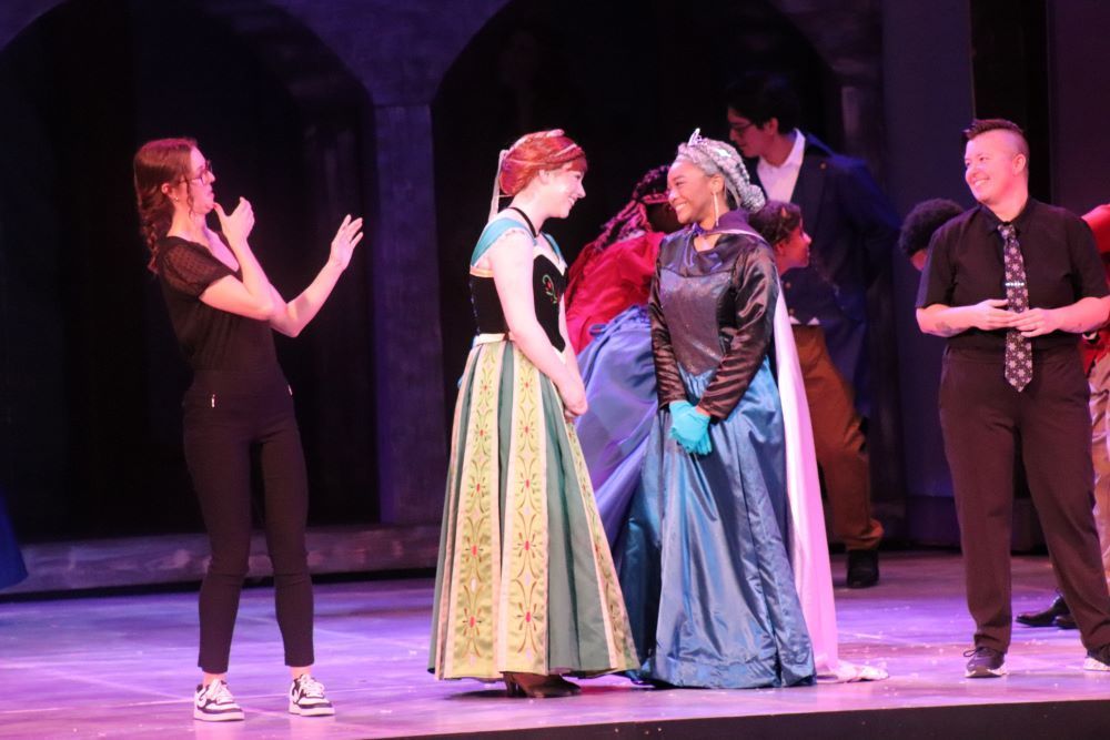 Anna, Elsa, Interpreters