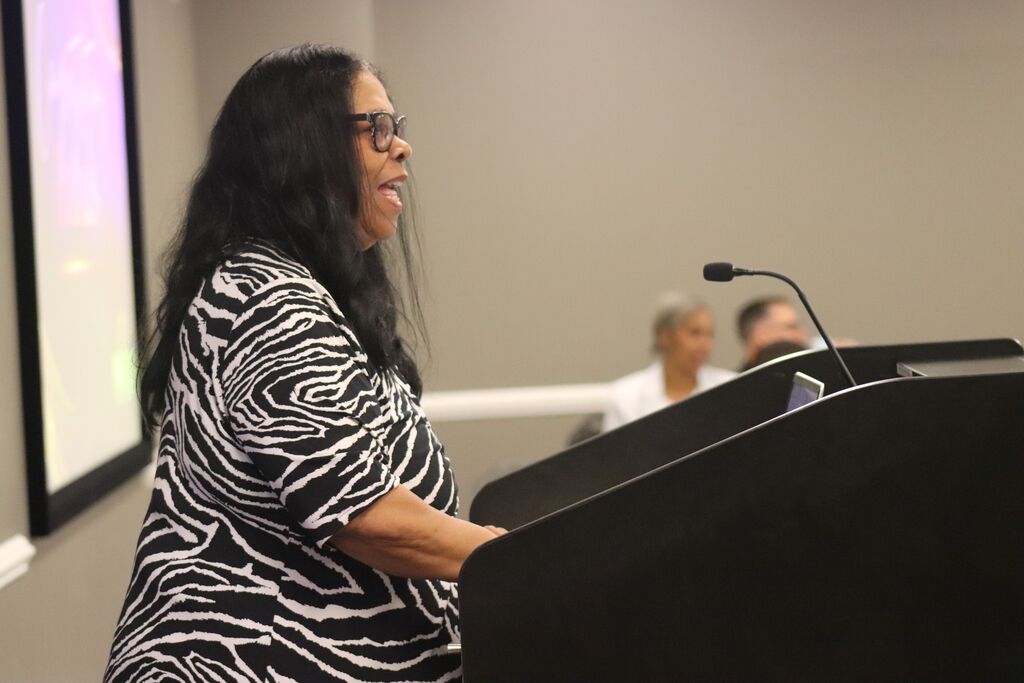 Renna Giles