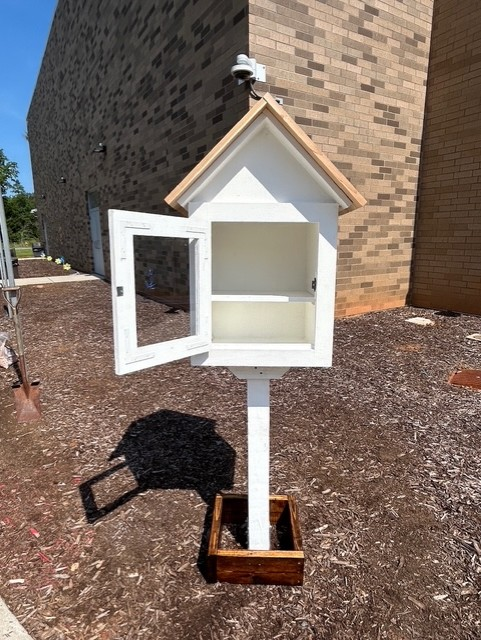 Kiwanis Club Lending Library