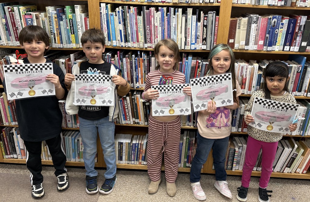 Kinders 100 Book Challenge