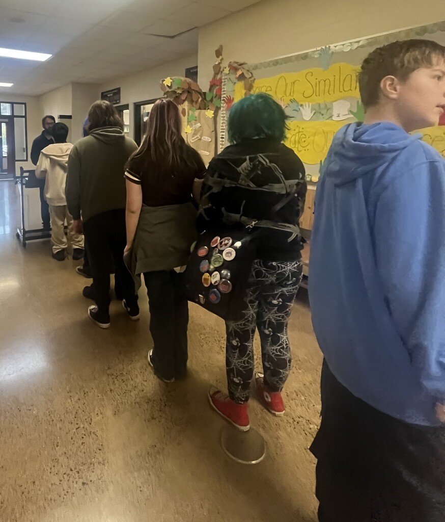 MS Students Voting for Student Council Reps