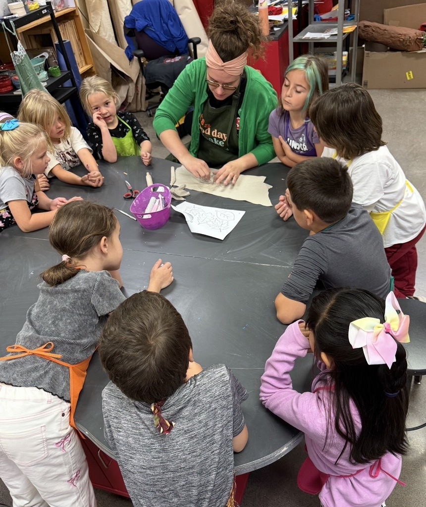 Making Leaves in Art Class with Mrs. Moelter