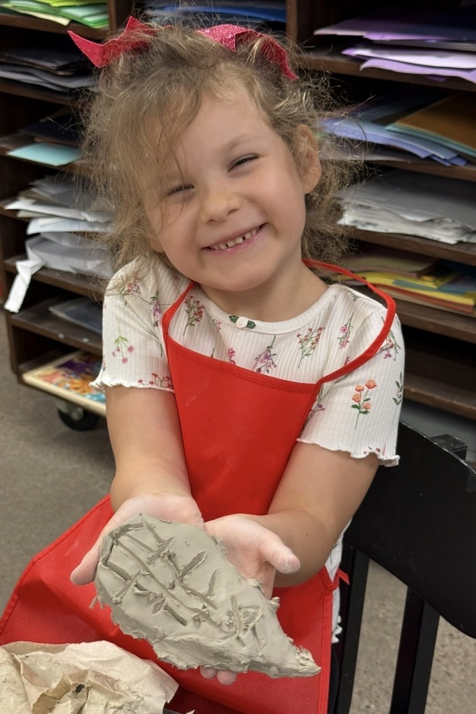 Making Leaves in Art Class with Mrs. Moelter