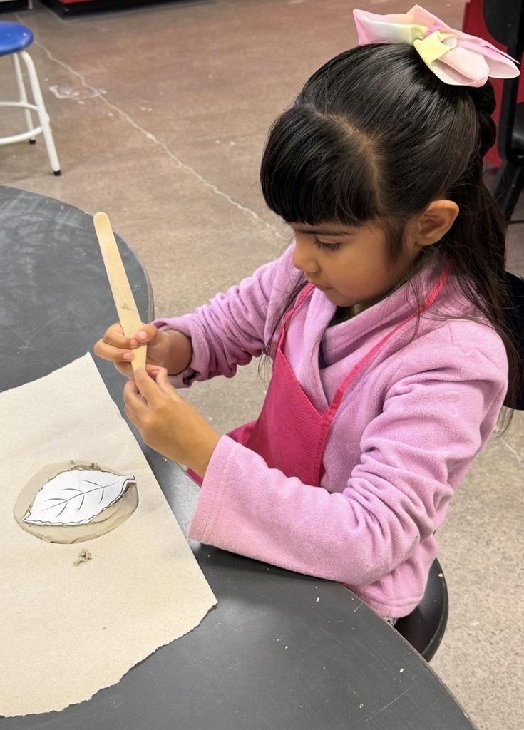 Making Leaves in Art Class with Mrs. Moelter