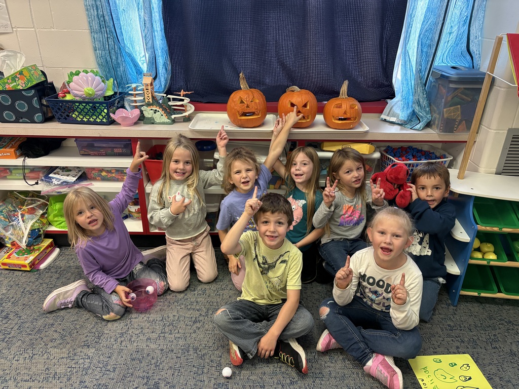 Kinders' Pumpkin Carving Day!