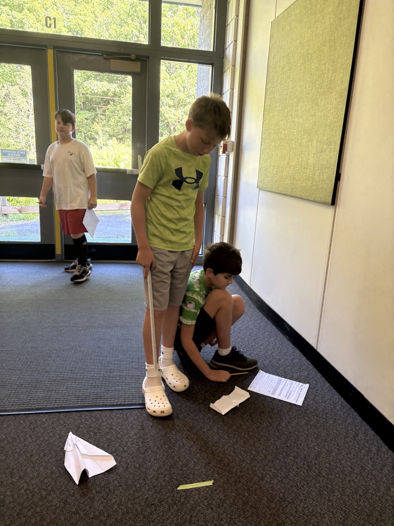 students measuring