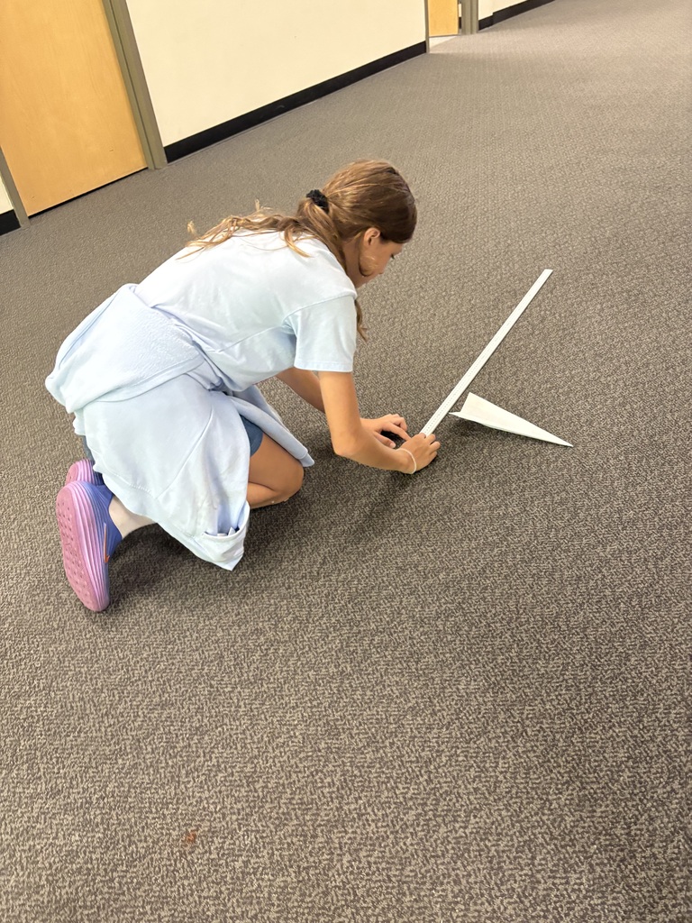 students measuring