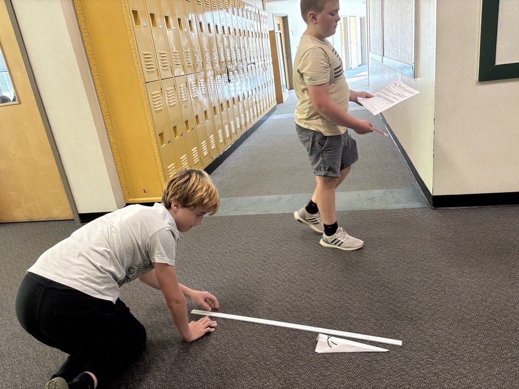 students measuring